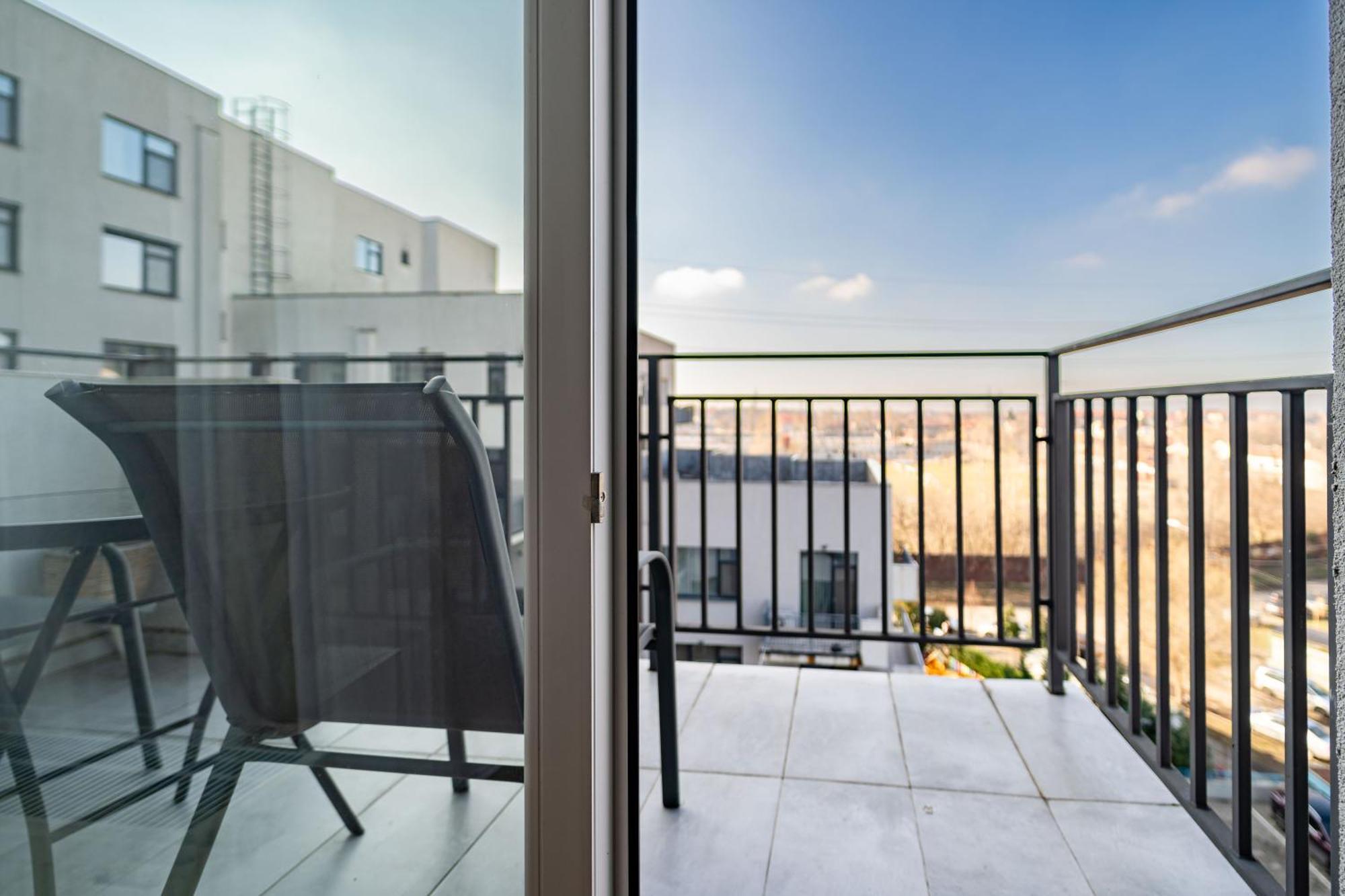 Modern Apollus Avenue - By Openhouse Apartments Timisoara Ngoại thất bức ảnh